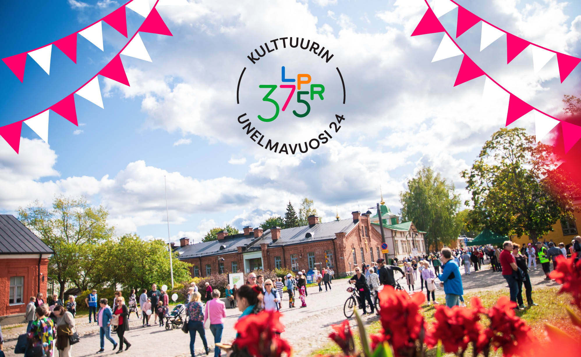 Ihmisiä linnoituksessa, logo "375 Lappeenrannan Kulttuurin unelmavuosi" ja piirretyt juhlaliput.